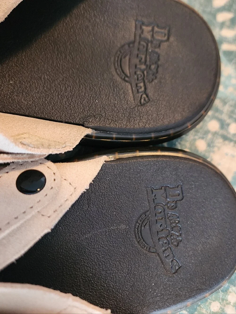 Dr Martens Carlson Suede Mules Sand Clogs Sandals Mens 13 EUC Convertible Strap